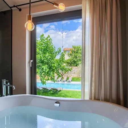 Melon Casa de Férias Kirmenjak