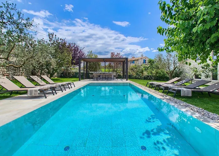 Melon بيت للعطل